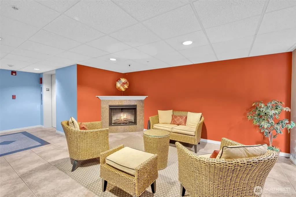 3112 SW Avalon Way Seattle WA 98126
