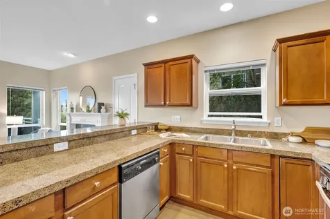 3112 SW Avalon Way Seattle WA 98126