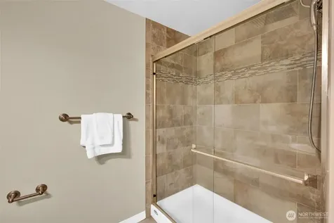 3112 SW Avalon Way Seattle WA 98126