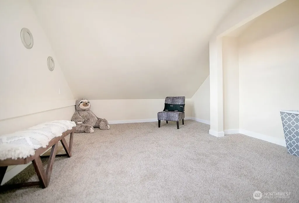 1214 S 5th Avenue Kelso WA 98626