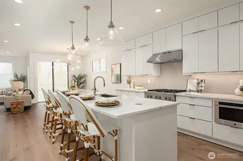 14826 NE 2nd Court Bellevue WA 98007
