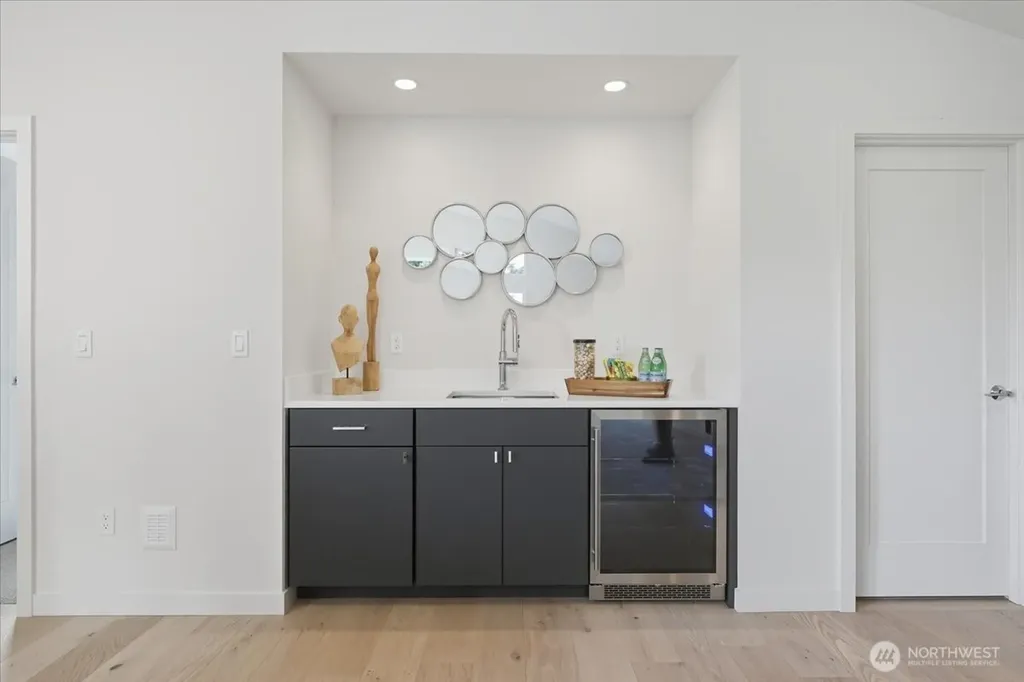 13047 39th Avenue NE Seattle WA 98125