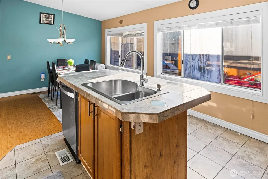 15410 SE 272nd Street Kent WA 98042