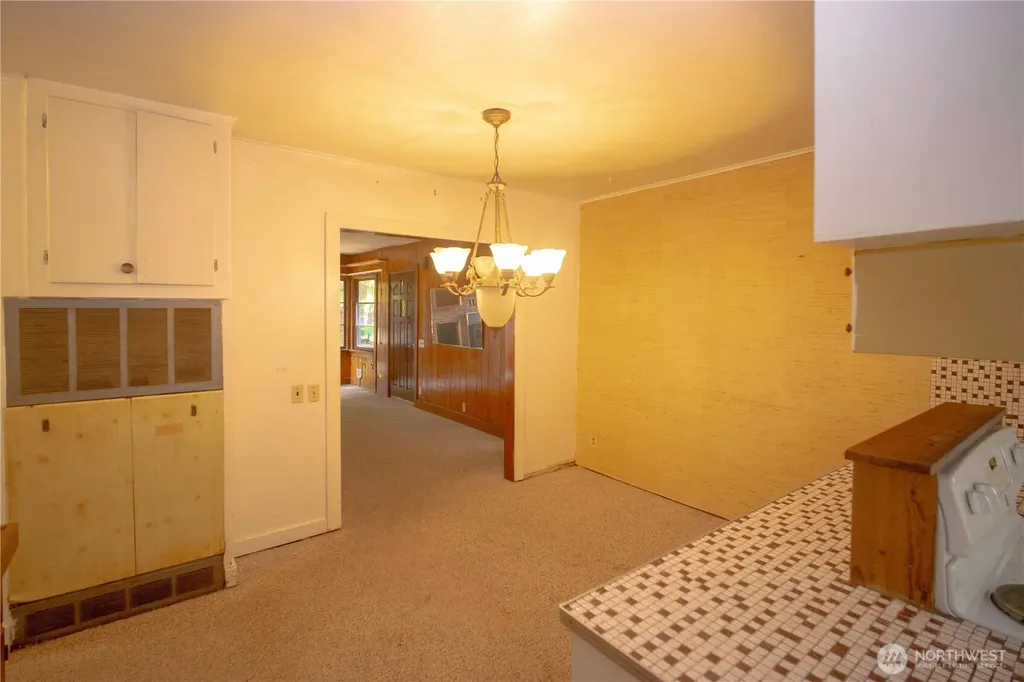 1122 W Spruce Street Port Angeles WA 98362