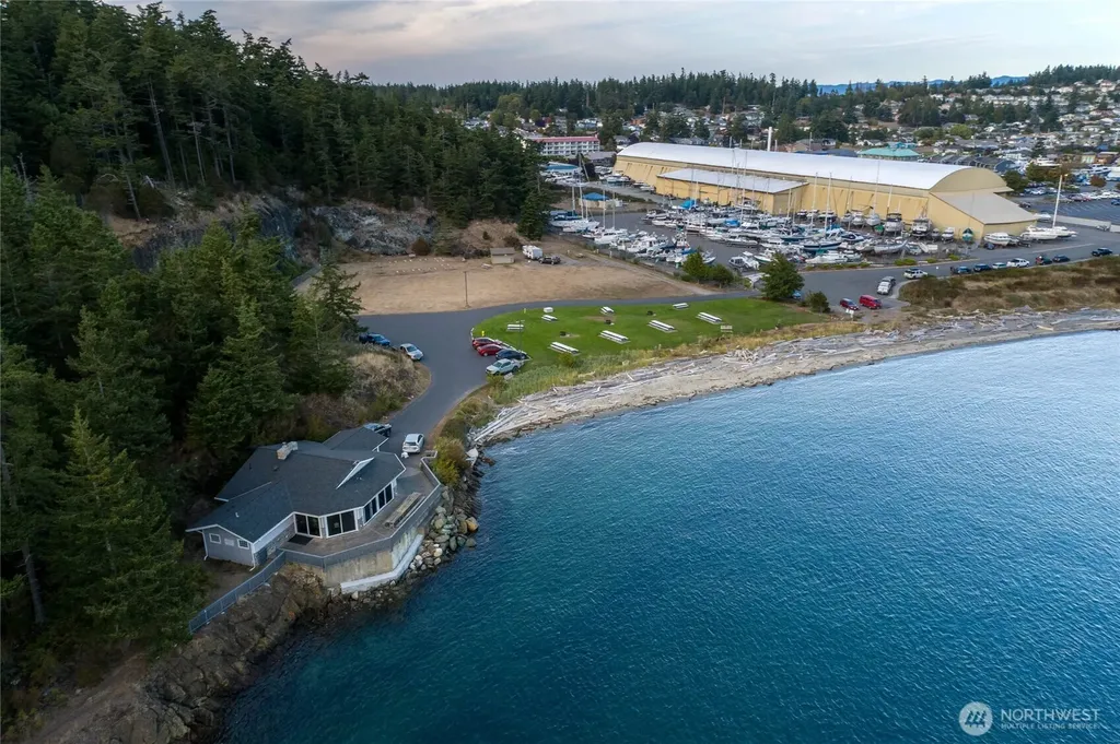 1800 Skyline Way Anacortes WA 98221