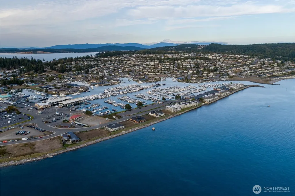 1800 Skyline Way Anacortes WA 98221