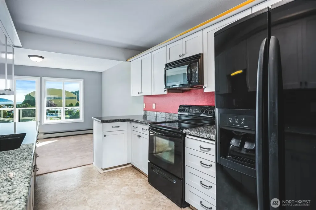 1800 Skyline Way Anacortes WA 98221