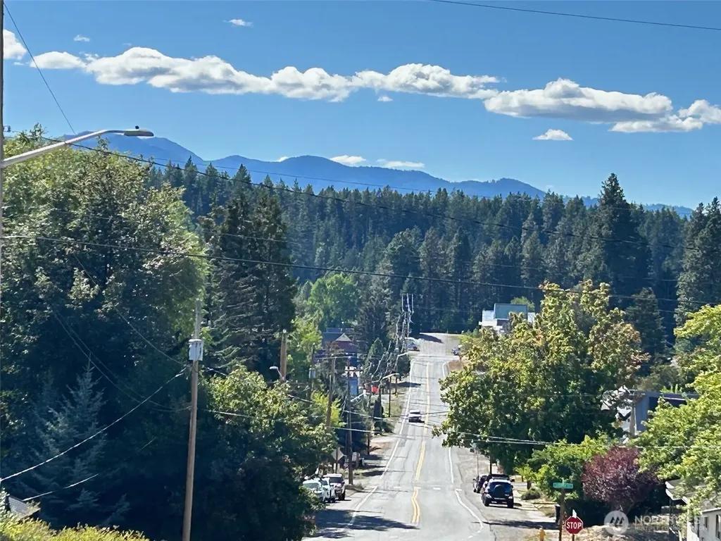 203 E Nevada Avenue Roslyn WA 98941