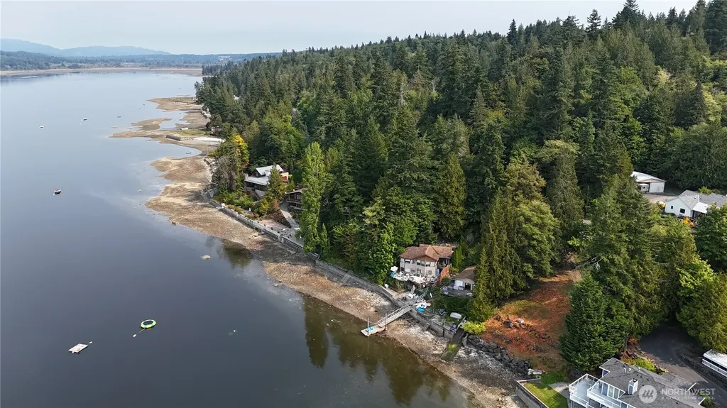 17871 E State Route 106 Belfair WA 98528