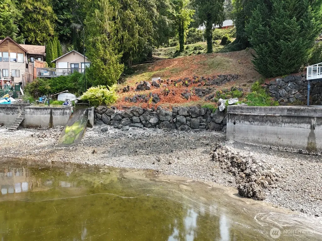 17871 E State Route 106 Belfair WA 98528