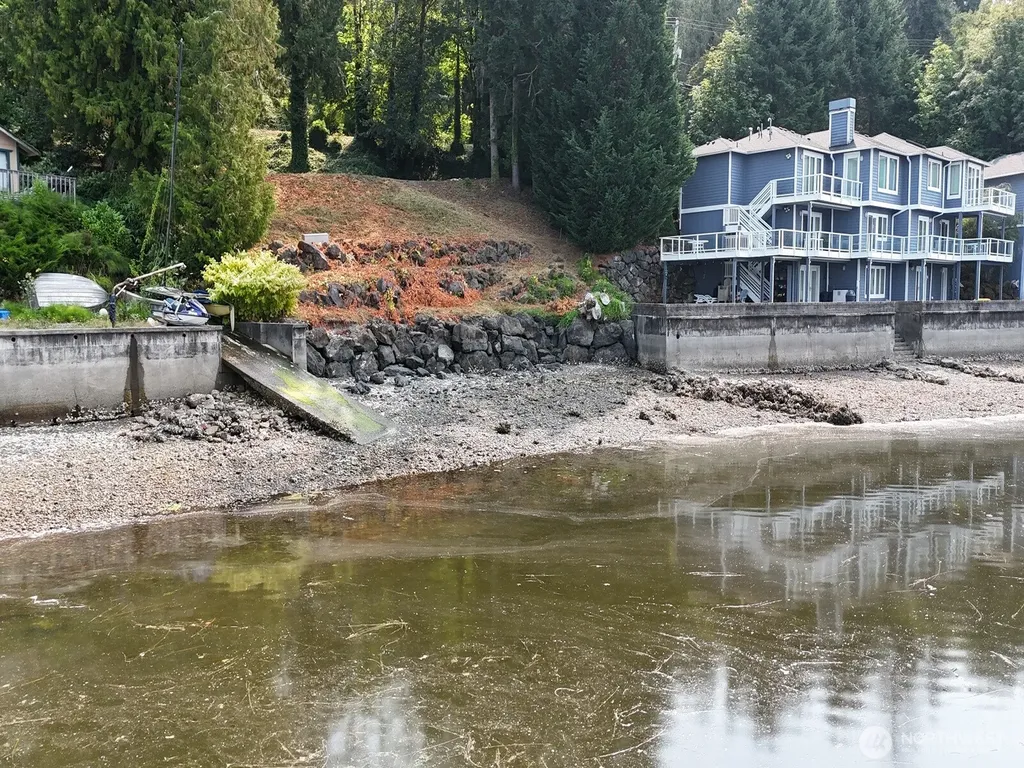 17871 E State Route 106 Belfair WA 98528