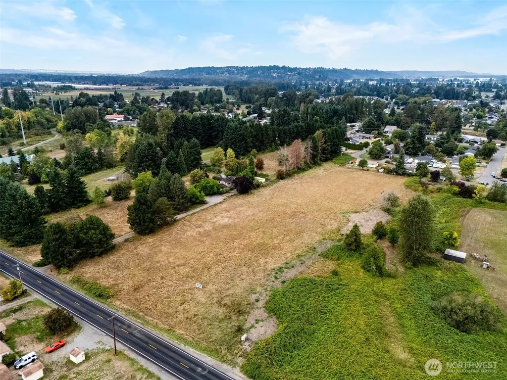 14721 Pioneer Way E Puyallup WA 98372