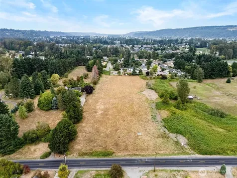 14721 Pioneer Way E Puyallup WA 98372