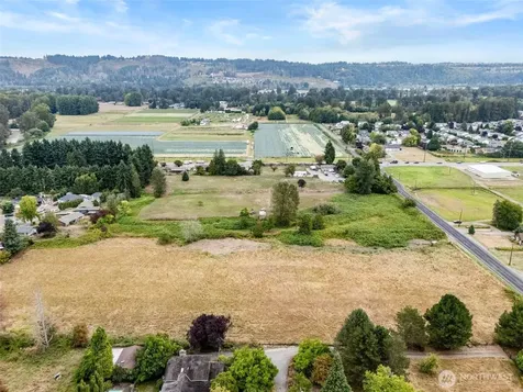 14721 Pioneer Way E Puyallup WA 98372