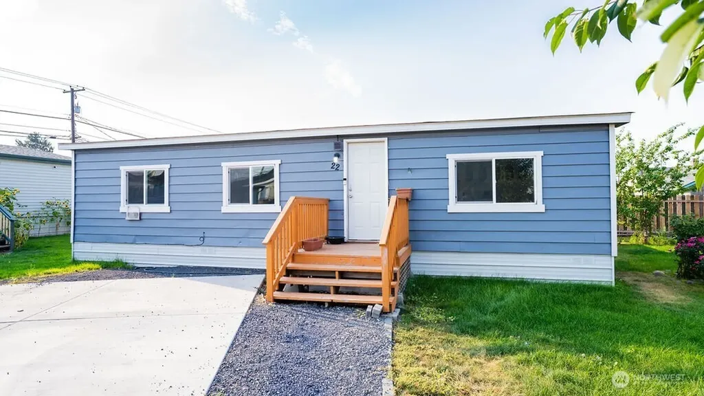 900 N Grape Moses Lake WA 98837