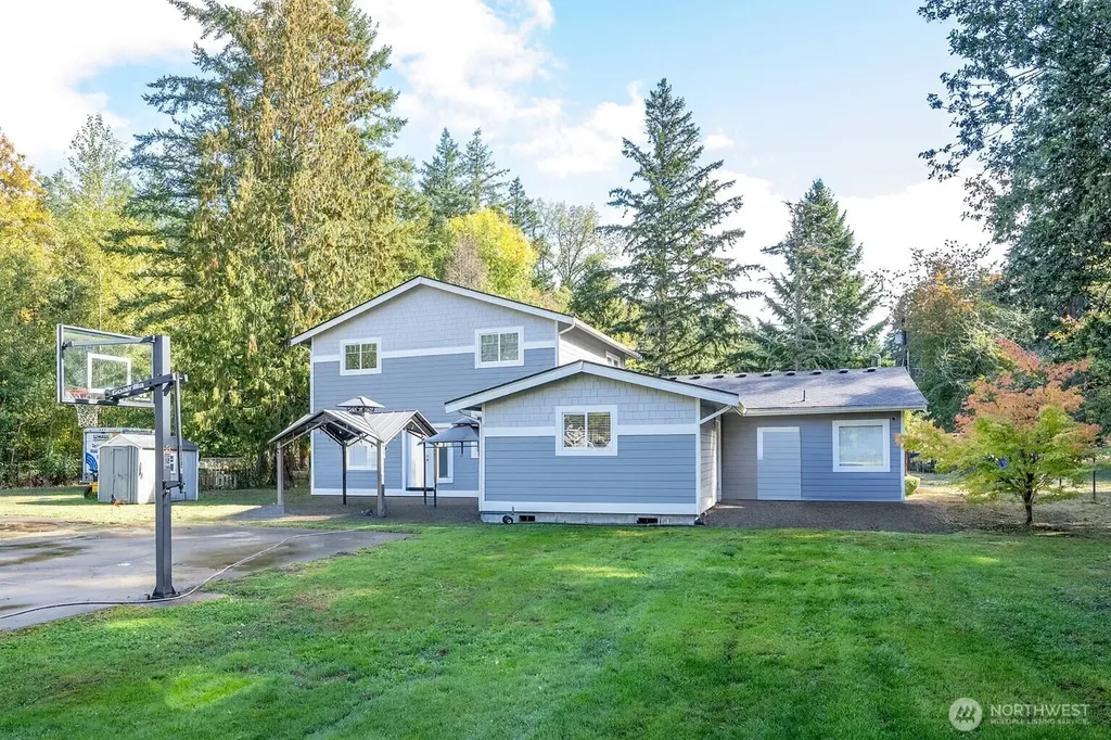 20112 150th Avenue E Graham WA 98338