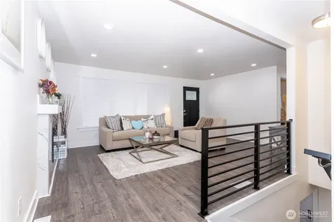 7305 32nd Avenue S Seattle WA 98118