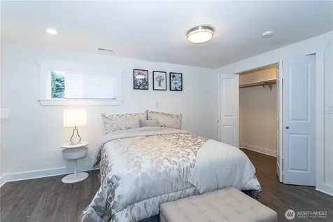 7305 32nd Avenue S Seattle WA 98118