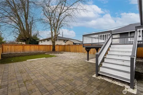 7305 32nd Avenue S Seattle WA 98118