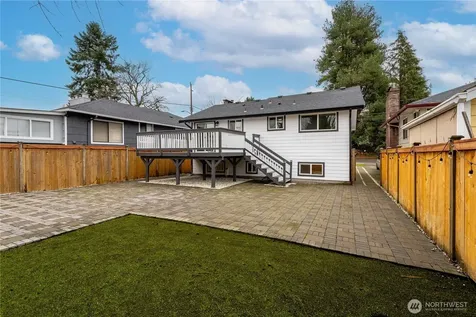 7305 32nd Avenue S Seattle WA 98118