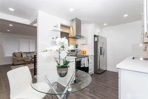 7305 32nd Avenue S Seattle WA 98118