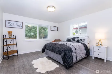 7305 32nd Avenue S Seattle WA 98118