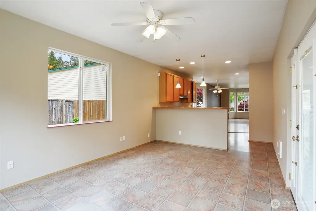 25208 38th Avenue E Spanaway WA 98387