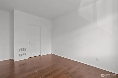 535 241st Lane SE Sammamish WA 98074