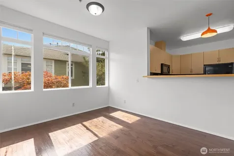 535 241st Lane SE Sammamish WA 98074