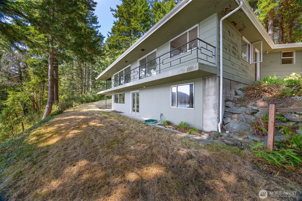 5318 Quiet Cove Road Anacortes WA 98221