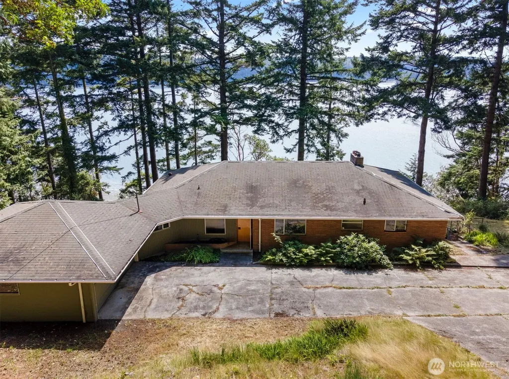 5318 Quiet Cove Road Anacortes WA 98221