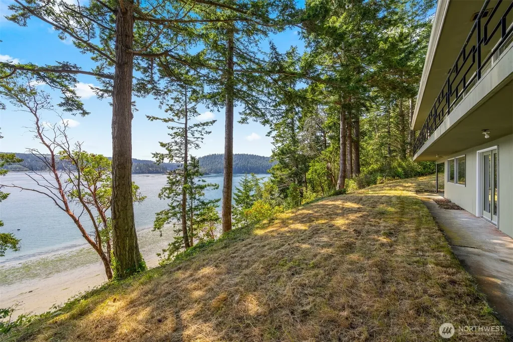 5318 Quiet Cove Road Anacortes WA 98221