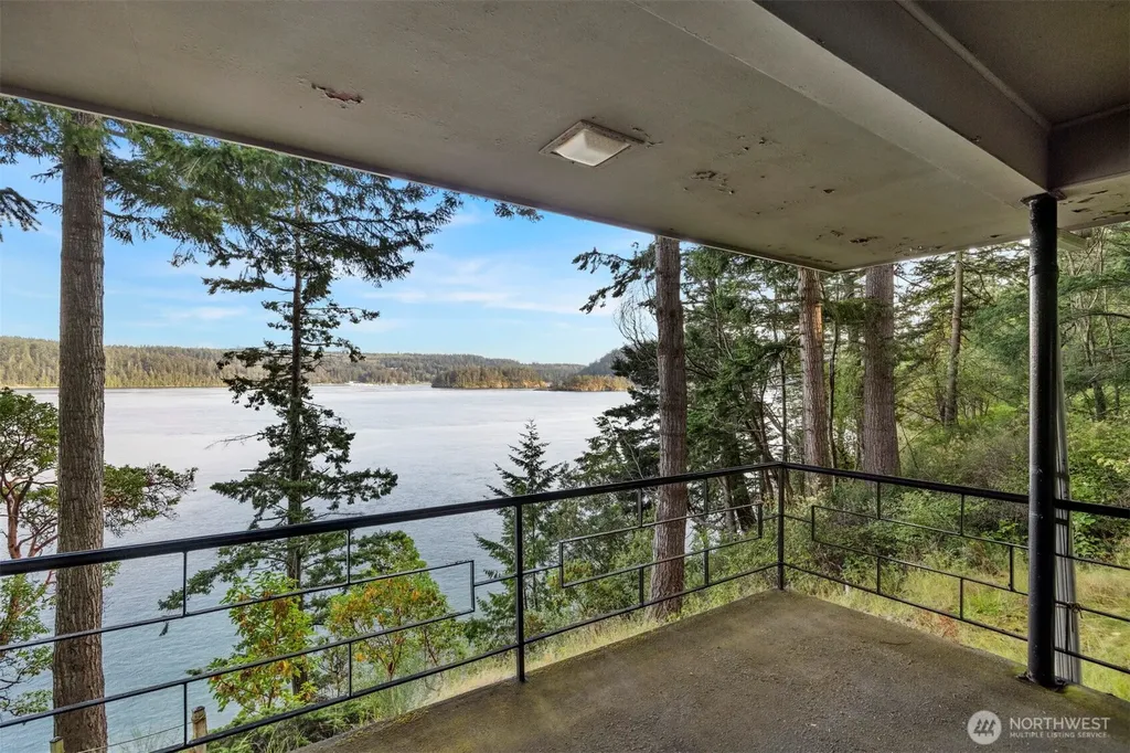 5318 Quiet Cove Road Anacortes WA 98221