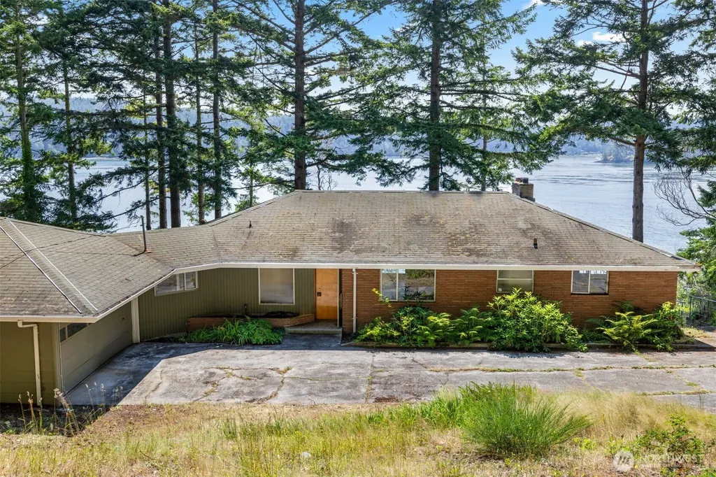 5318 Quiet Cove Road Anacortes WA 98221