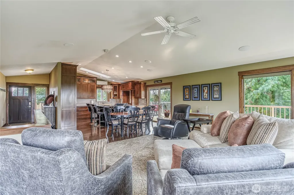 2545 6th SE East Wenatchee WA 98802