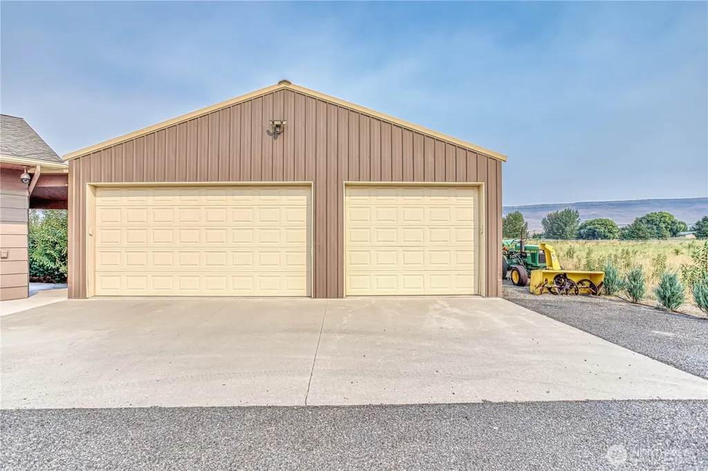 2545 6th SE East Wenatchee WA 98802