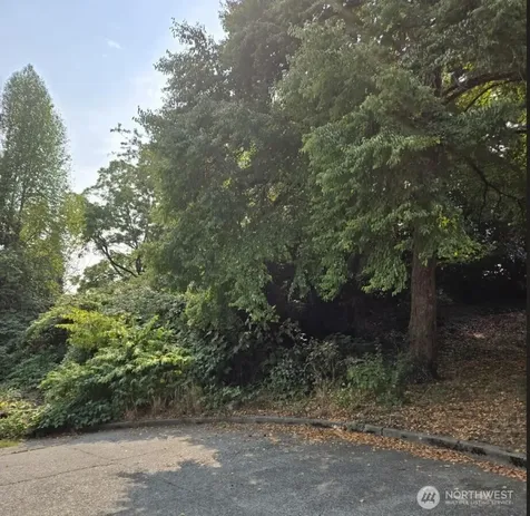 4819 Myrtle Street Seattle WA 98118