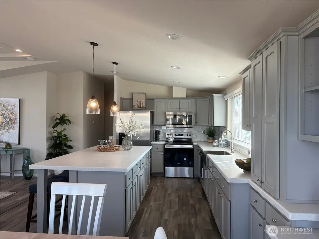 886 N Rock Rose Avenue Sequim WA 98382