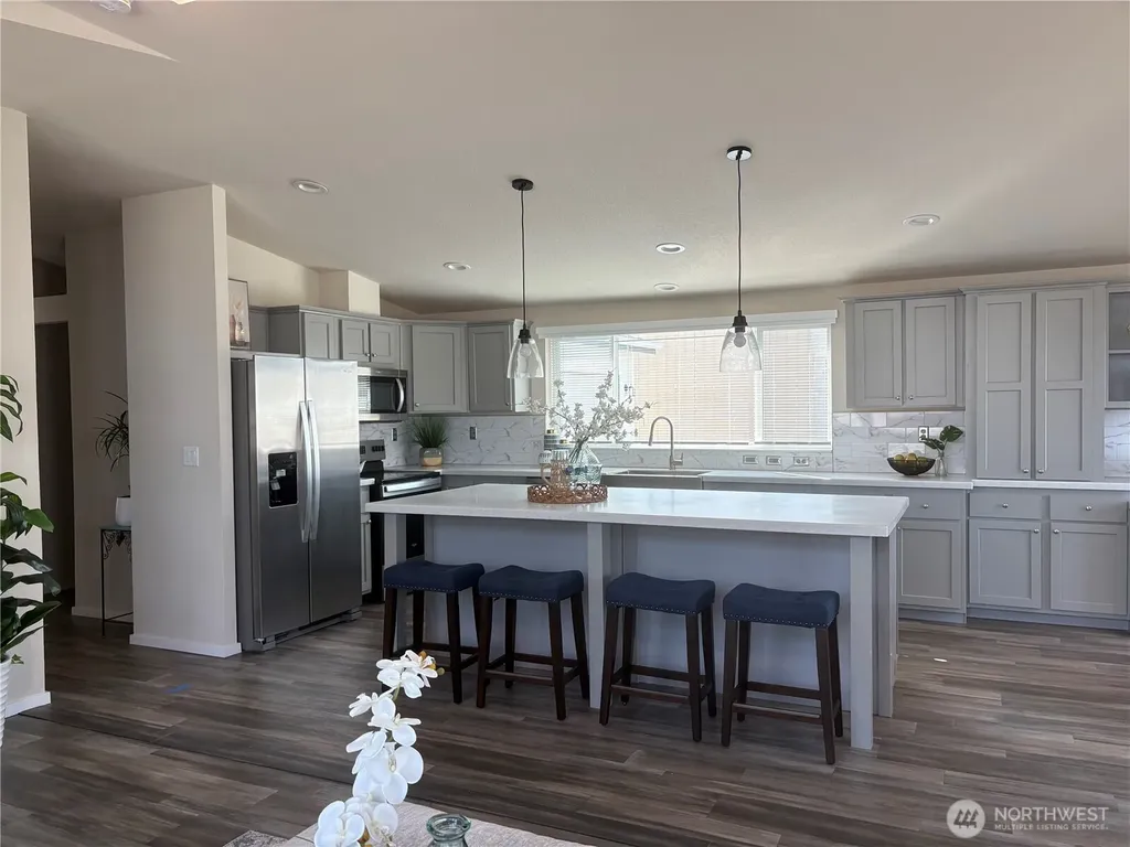 886 N Rock Rose Avenue Sequim WA 98382