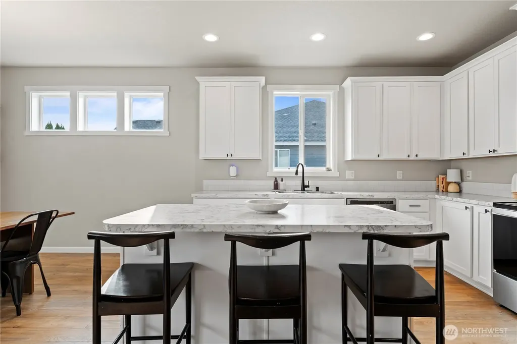 4721 W Owl Street Moses Lake WA 98837