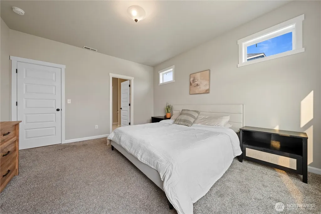 4721 W Owl Street Moses Lake WA 98837