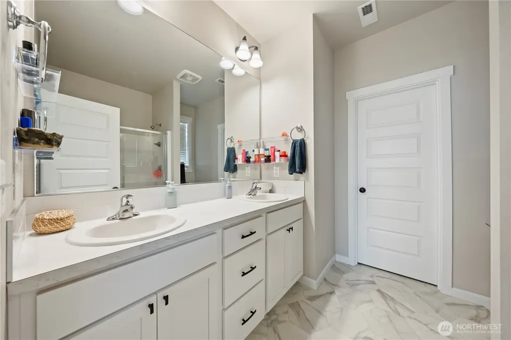 4721 W Owl Street Moses Lake WA 98837