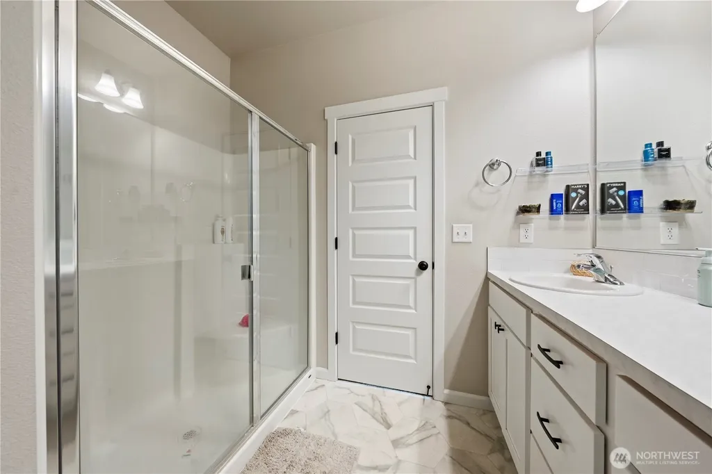 4721 W Owl Street Moses Lake WA 98837