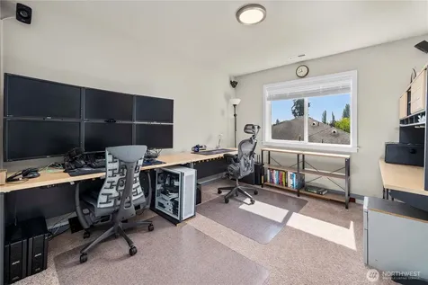19821 75th Avenue NE Kenmore WA 98028