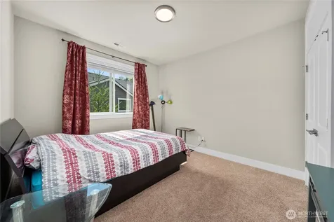 19821 75th Avenue NE Kenmore WA 98028