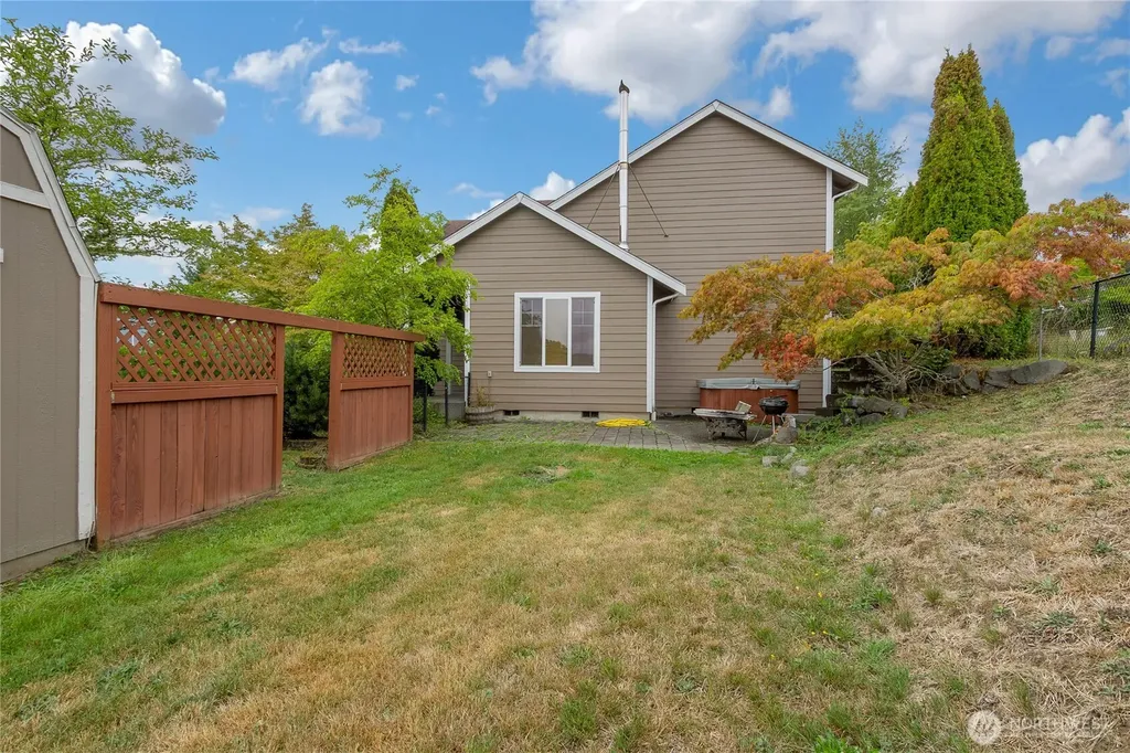 854 Center Street W Eatonville WA 98328