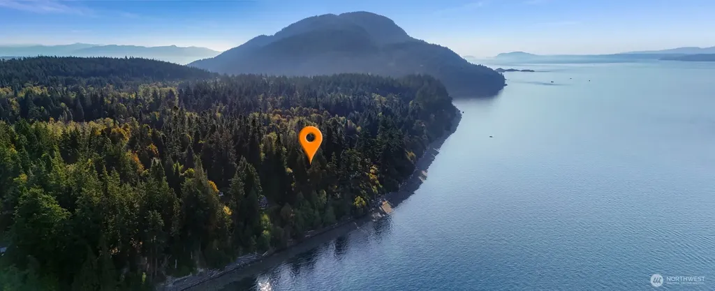 16 S Nugent Road Lummi Island WA 98262
