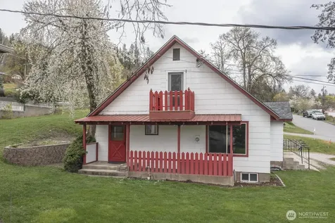 159 E 10th Avenue Colville WA 99114