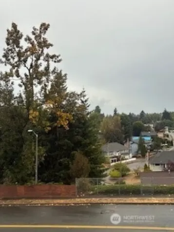 2617 NE 4th Street Renton WA 98056