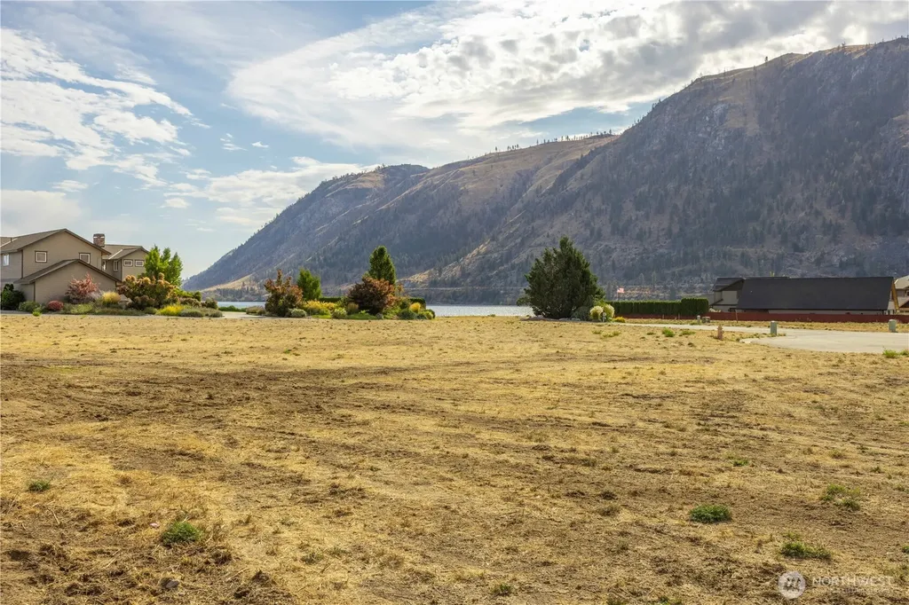 721 Heron Court Brewster WA 98812